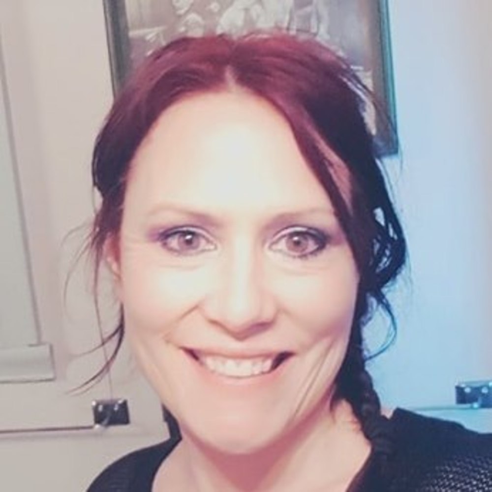 Meet your Posher, Denise